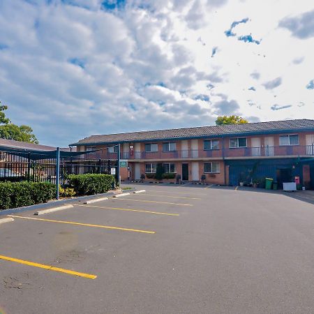 Narellan Motor Inn Exterior foto